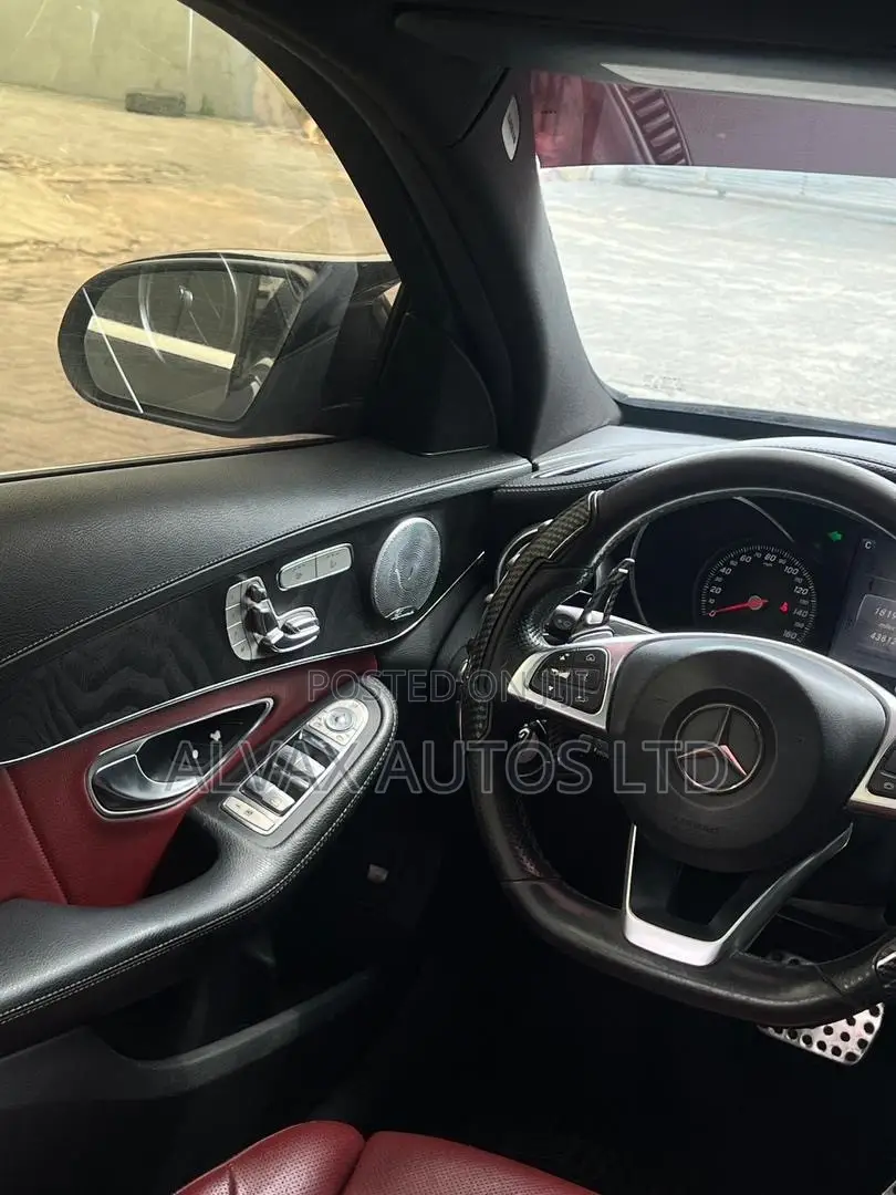 Mercedes-Benz C400 2017 Black