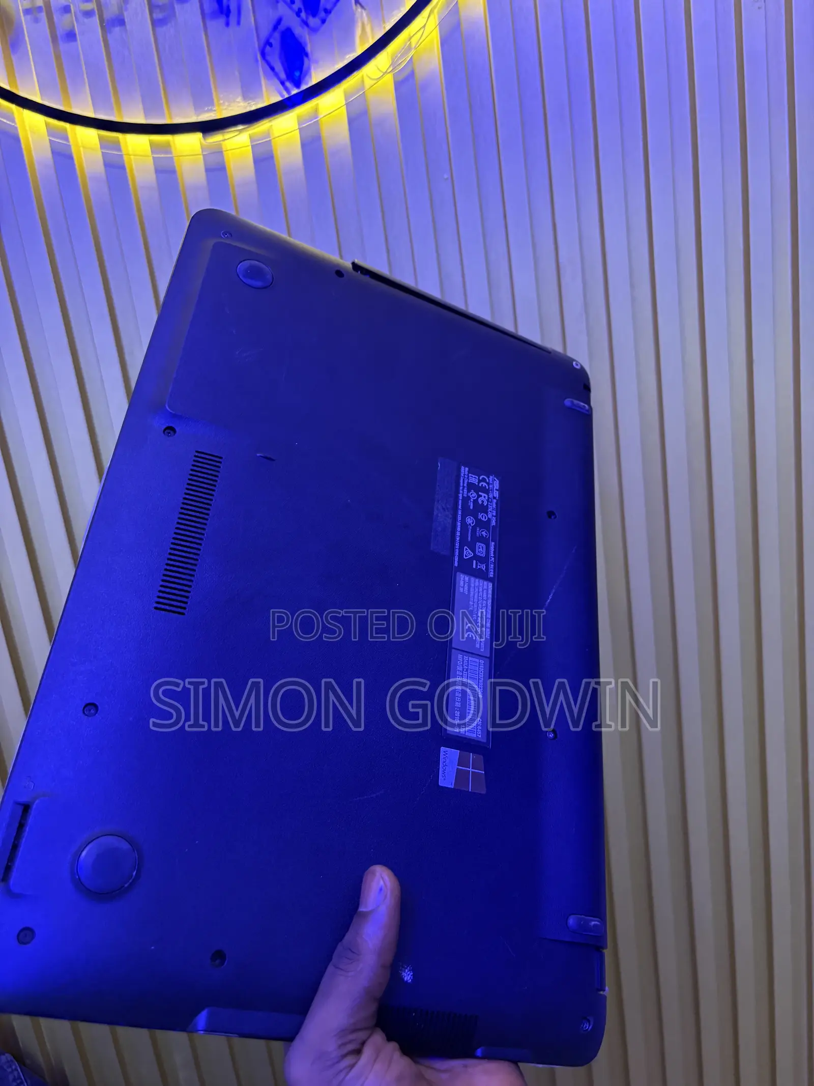Laptop Asus 1015E 4GB Intel Core i3 HDD+SSD 250GB