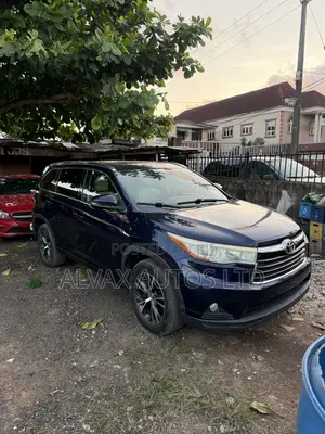 Toyota Highlander XLE V6 4x4 (3.5L 6cyl 6A) 2016 Blue