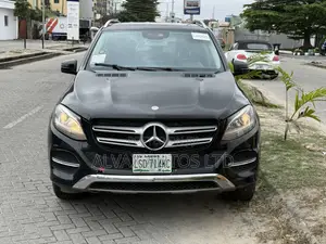 Mercedes-Benz GLE-Class 2016 Black