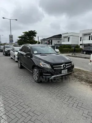 Mercedes-Benz GLE-Class 2016 Black