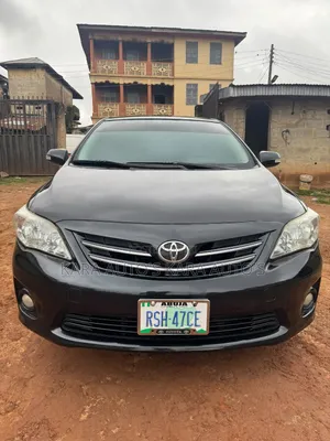 Toyota Corolla 2012 Black