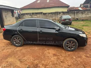 Toyota Corolla 2012 Black