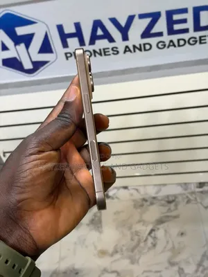 Apple iPhone 16 Pro 128 GB