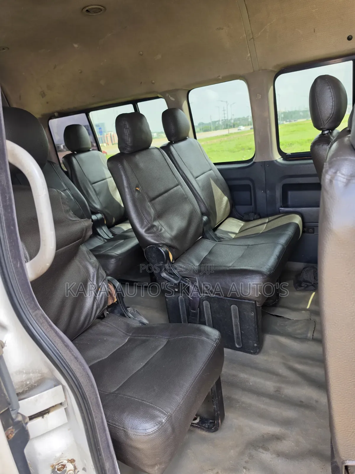 Toyota HiAce 2012 White