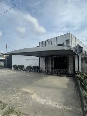 Carport Made of Galvanized Pipe