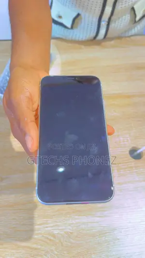 Apple iPhone XR 64 GB White