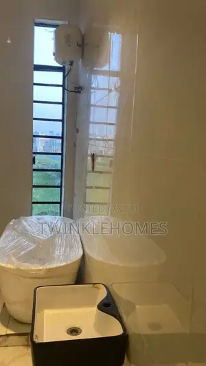 4bdrm Duplex in Ikota Gra for sale