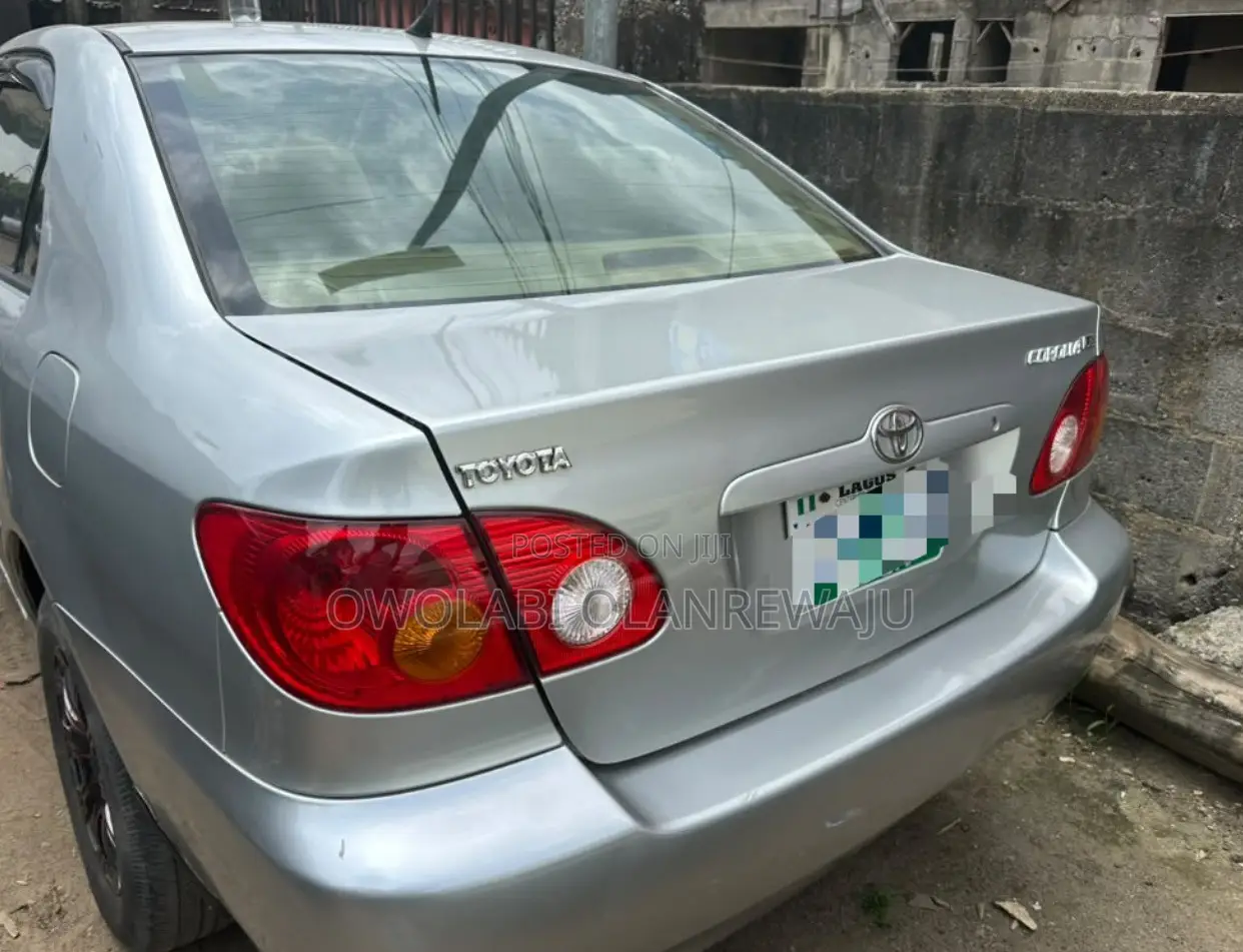Toyota Corolla 2003 Silver