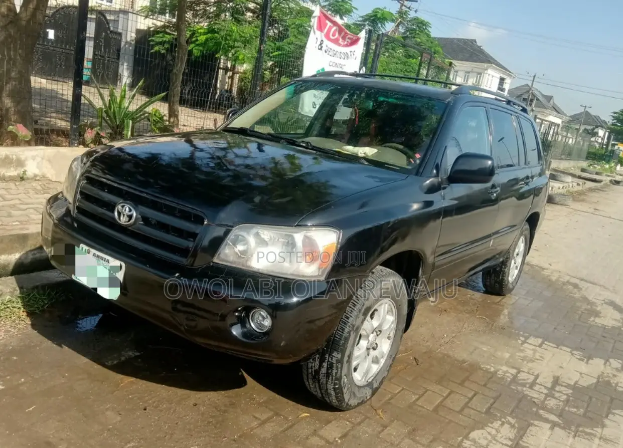 Toyota Highlander 2004 Black