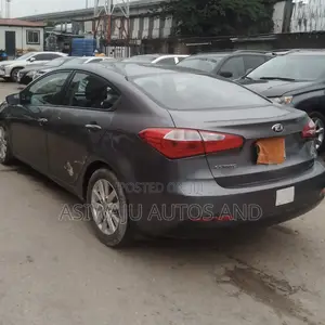 Kia Cerato 2015 Blue
