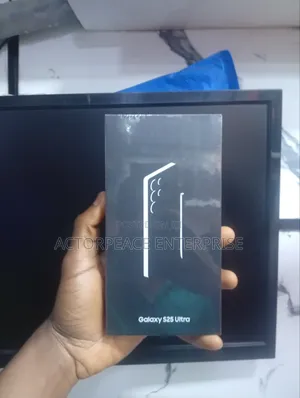 New Samsung Galaxy S25 Ultra 256 GB Black
