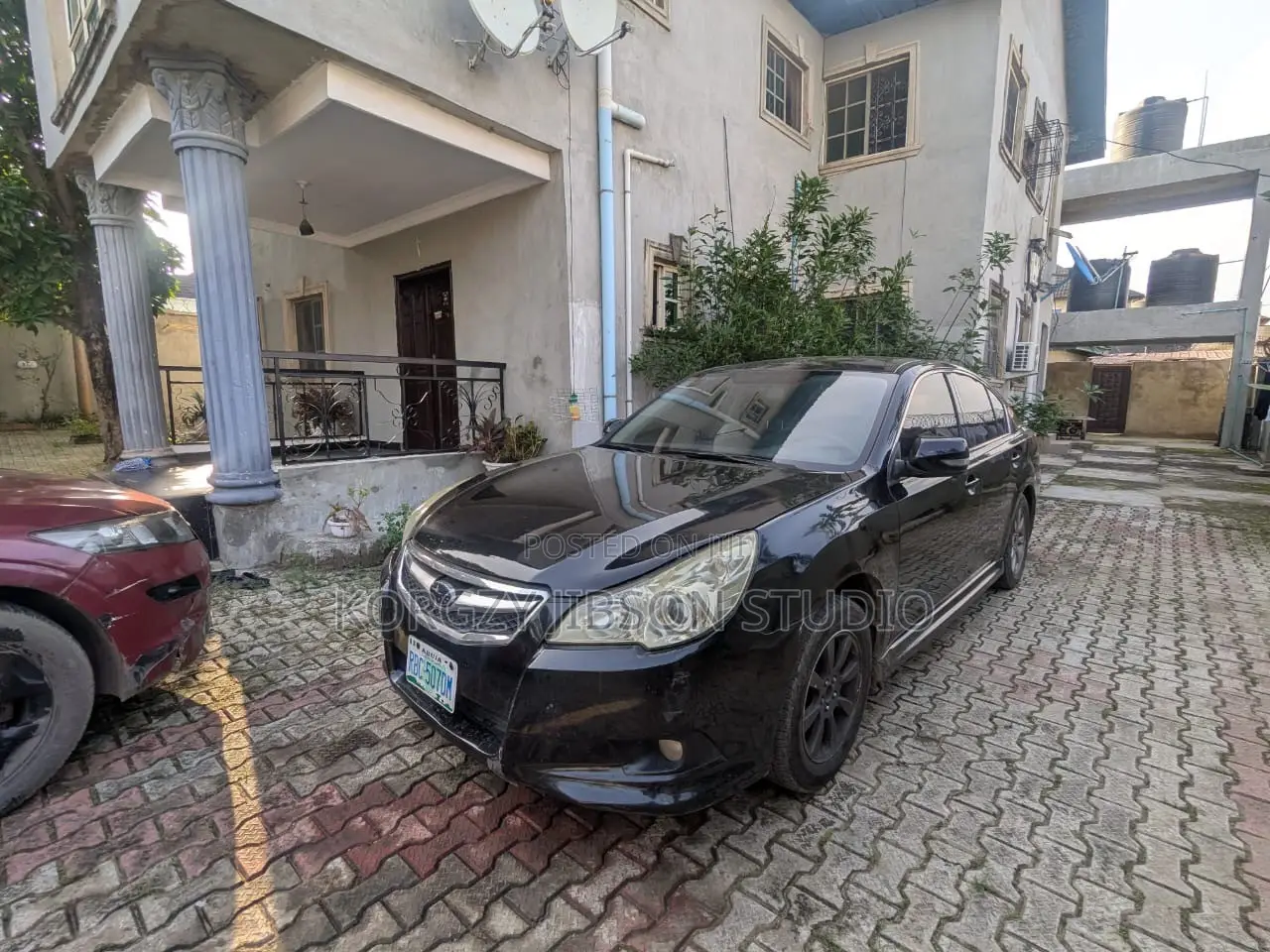 Subaru Legacy 2.5i 2011 Black