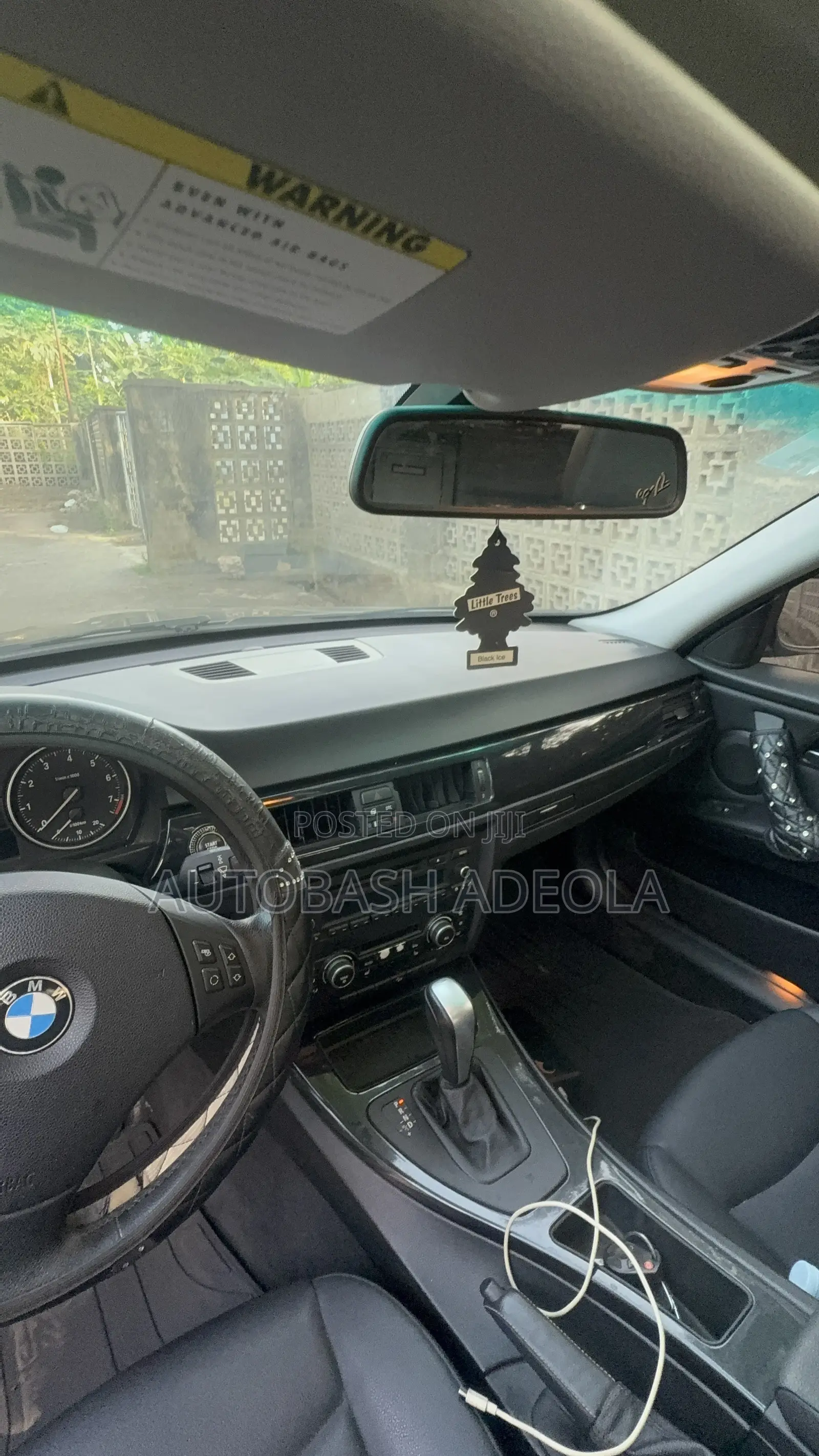 BMW 325i 2010 Black