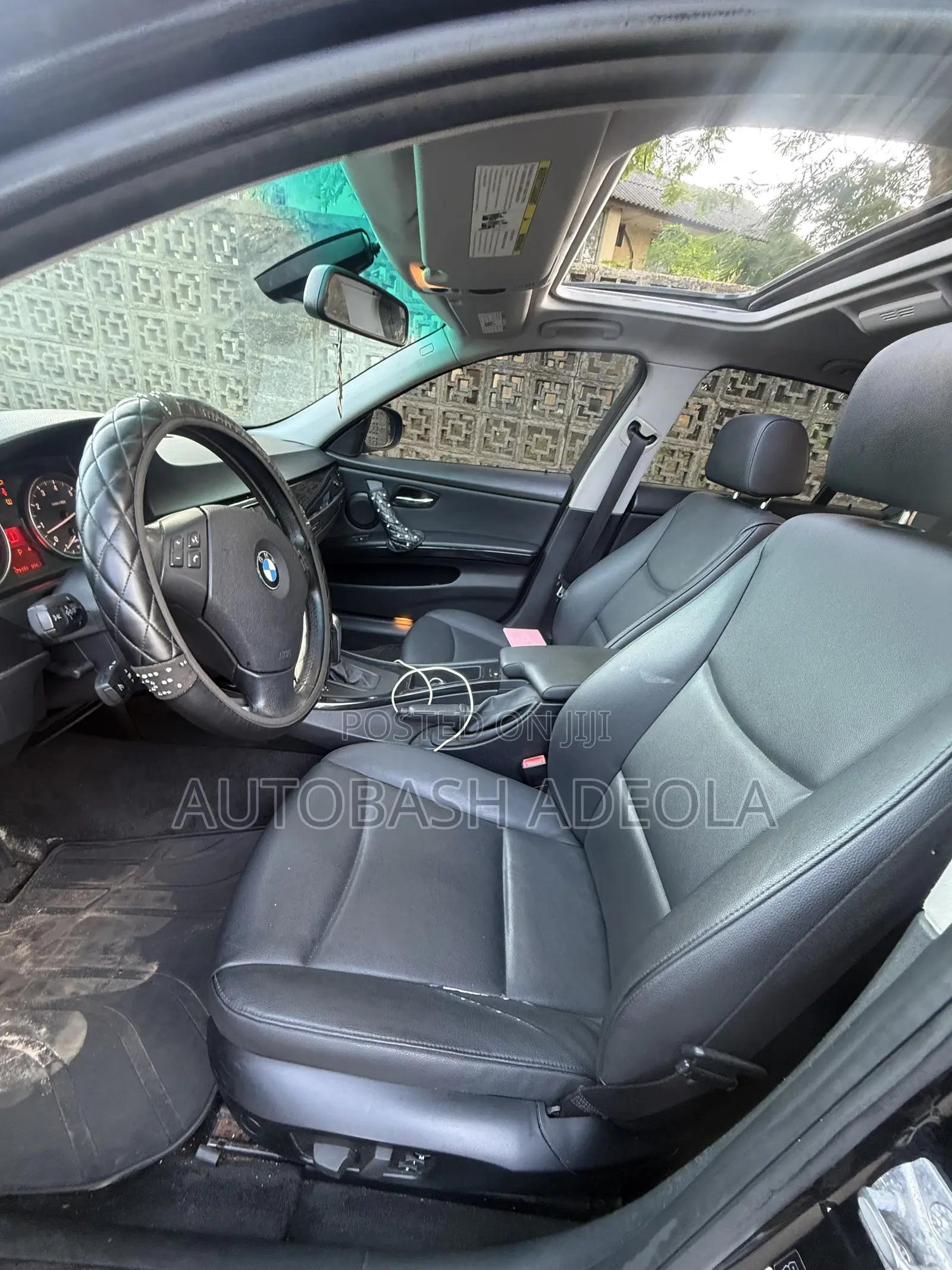 BMW 325i 2010 Black