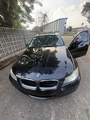 BMW 325i 2010 Black