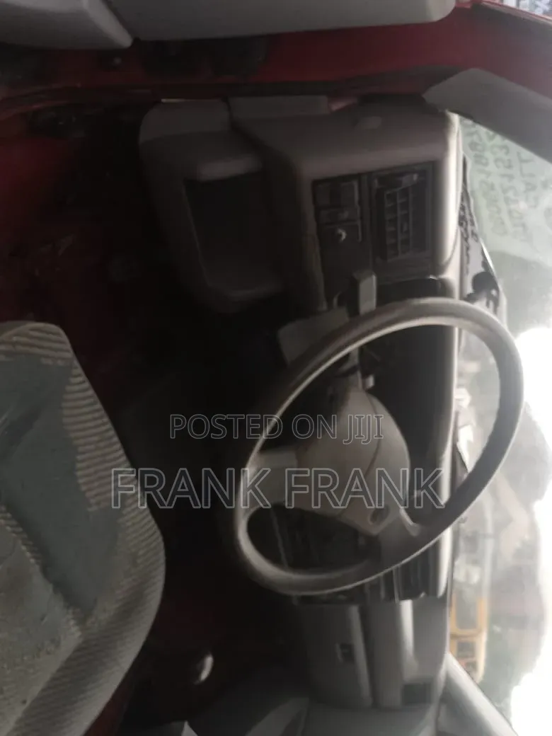 Volkswagen Transporter 2002 Red