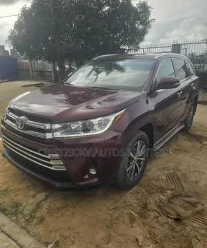 Toyota Highlander 2017 Red