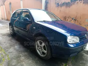 Volkswagen Golf 1.6 2003 Blue
