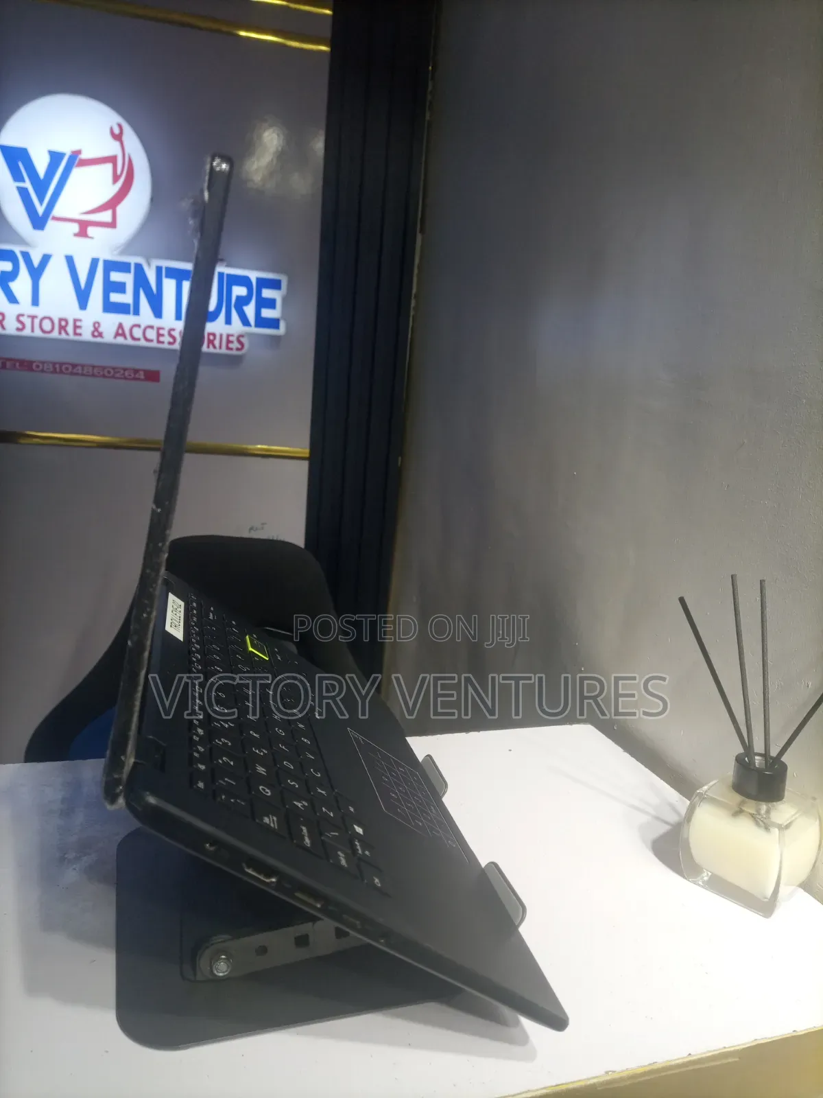 Laptop Asus Vivobook E410M 4GB Intel Celeron SSD 60GB