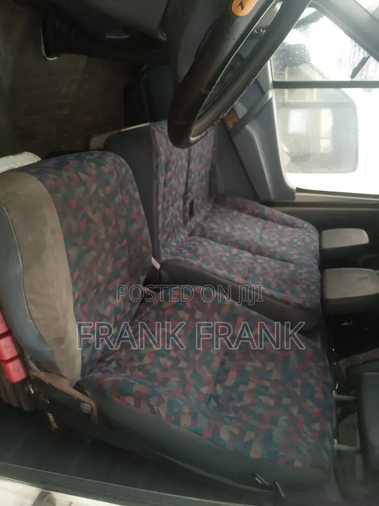 Mercedes-Benz Sprinter 2005 White