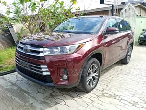 Toyota Highlander 2019 Burgandy