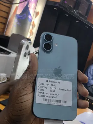 Apple iPhone 16 128 GB Green