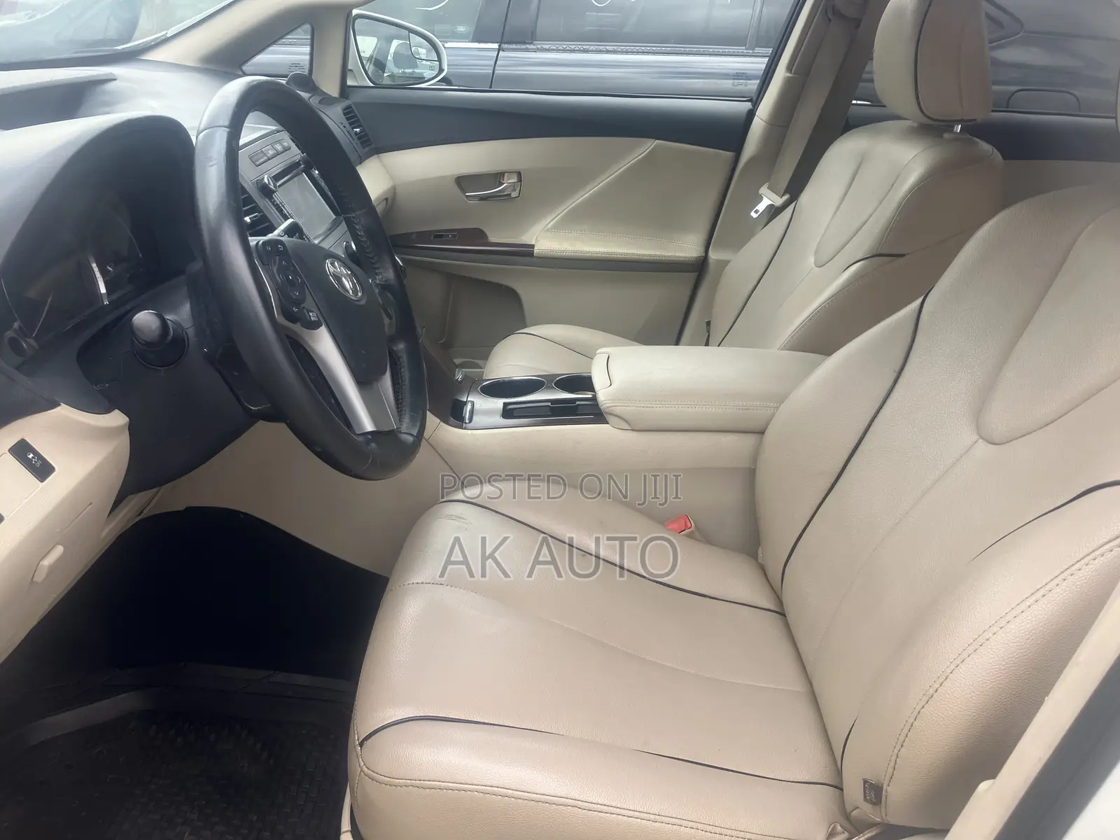 Toyota Venza XLE 2013 White