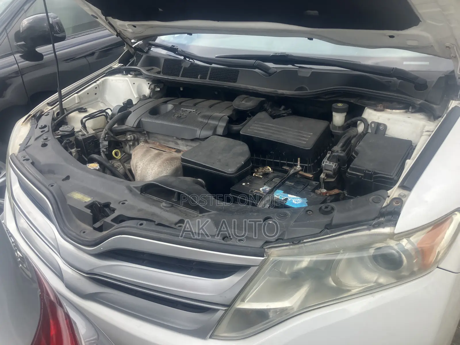 Toyota Venza XLE 2013 White