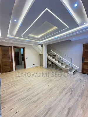 Furnished 5bdrm Duplex in Nil, Chevron for sale