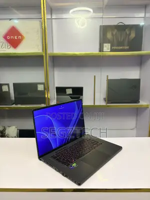 Laptop Asus ROG Zephyrus G16 32GB Intel Core i9 SSD 1T