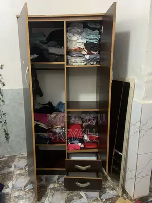 Quality Wardrobe for Sale – Spacious & Neatly Used