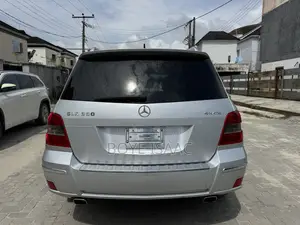 Mercedes-Benz GLK-Class 350 4MATIC 2010 Silver