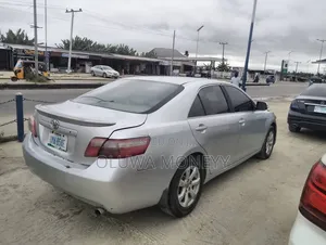 Toyota Camry 2009 Silver