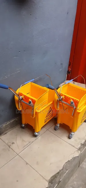 Mop Wringer Bucket Trolley 20L - Caution Wet Floor