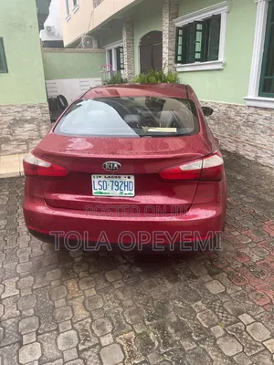 Kia Cerato 2014 Red