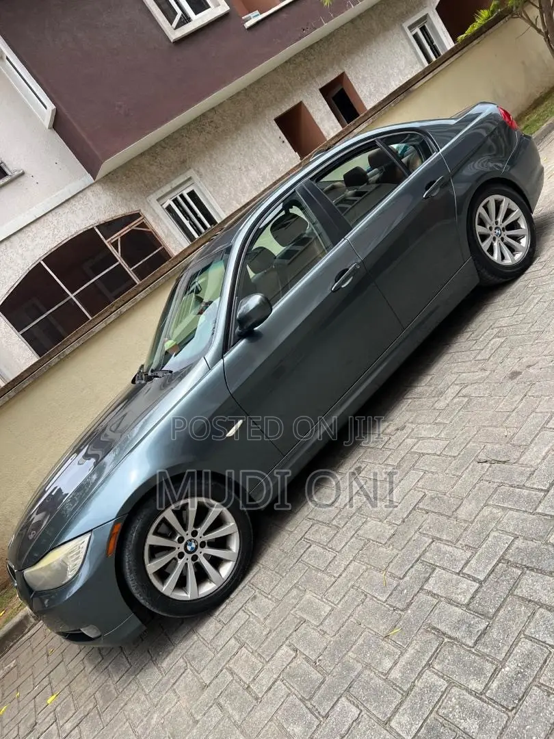 BMW 328i 2010 Green