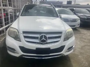 Mercedes-Benz GLK-Class Base GLK 250 BlueTEC 4dr AWD 4MATIC (2.1L 4cyl)