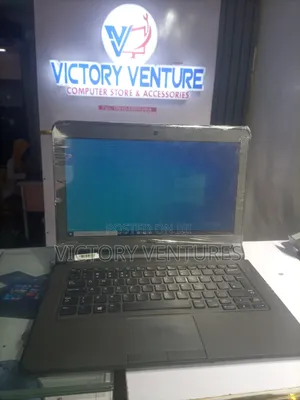 Laptop Dell Latitude 3350 8GB Intel Core i3 HDD 250GB