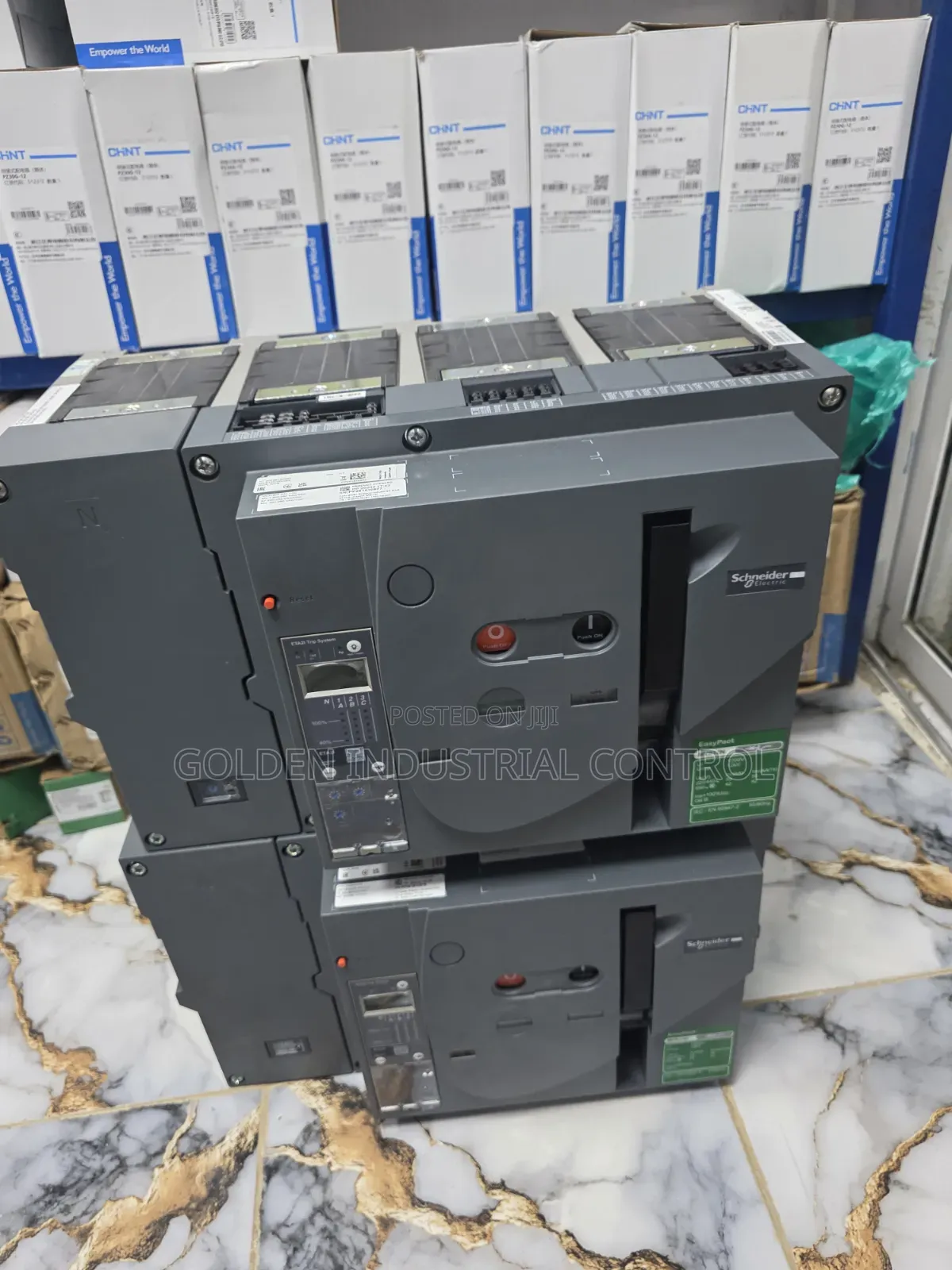 Breaker 1250A a C