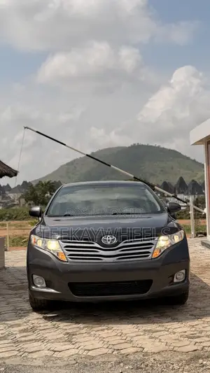Toyota Venza AWD 2012 Gray