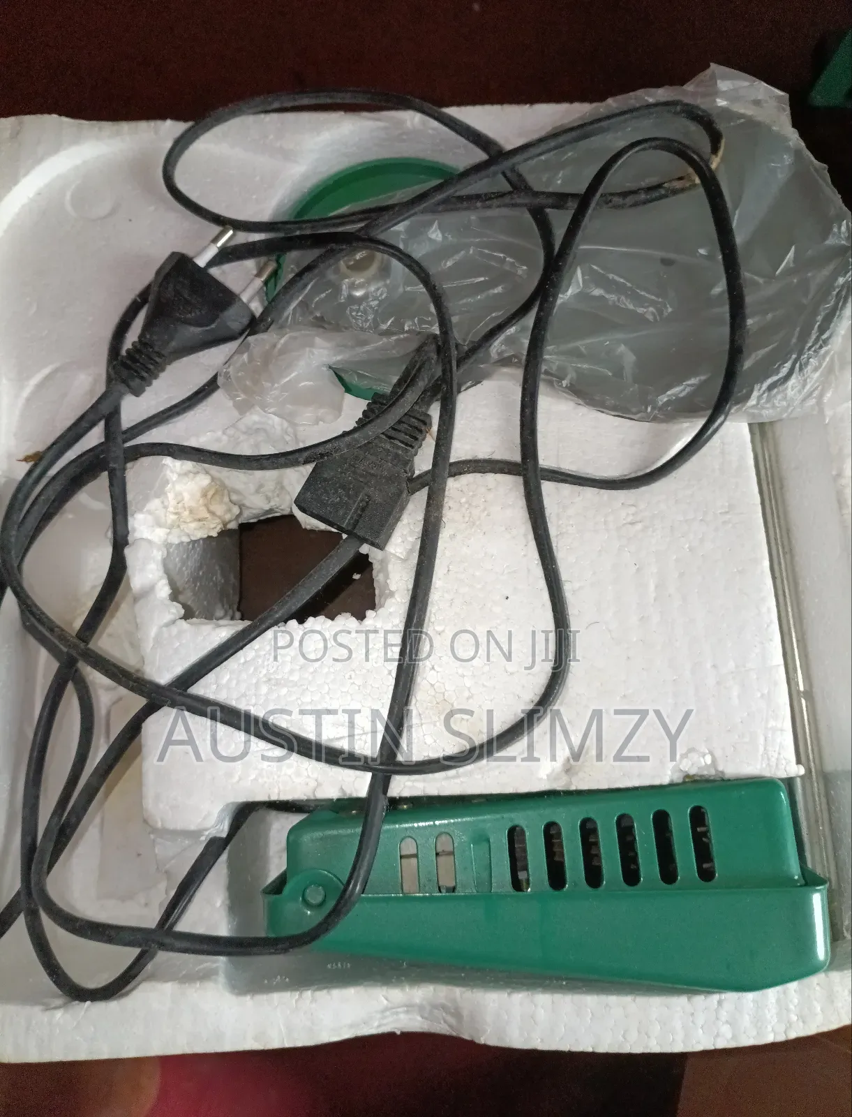 Overlock Sewing Machine
