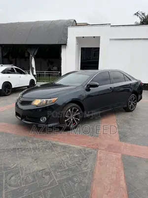Toyota Camry LE 4dr Sedan (2.5L 4cyl 6A) 2013 Gray