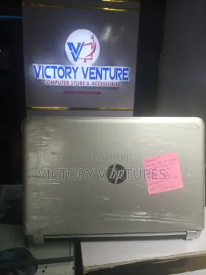 Laptop HP Pavilion 15 8GB Intel Core i3 HDD 500GB