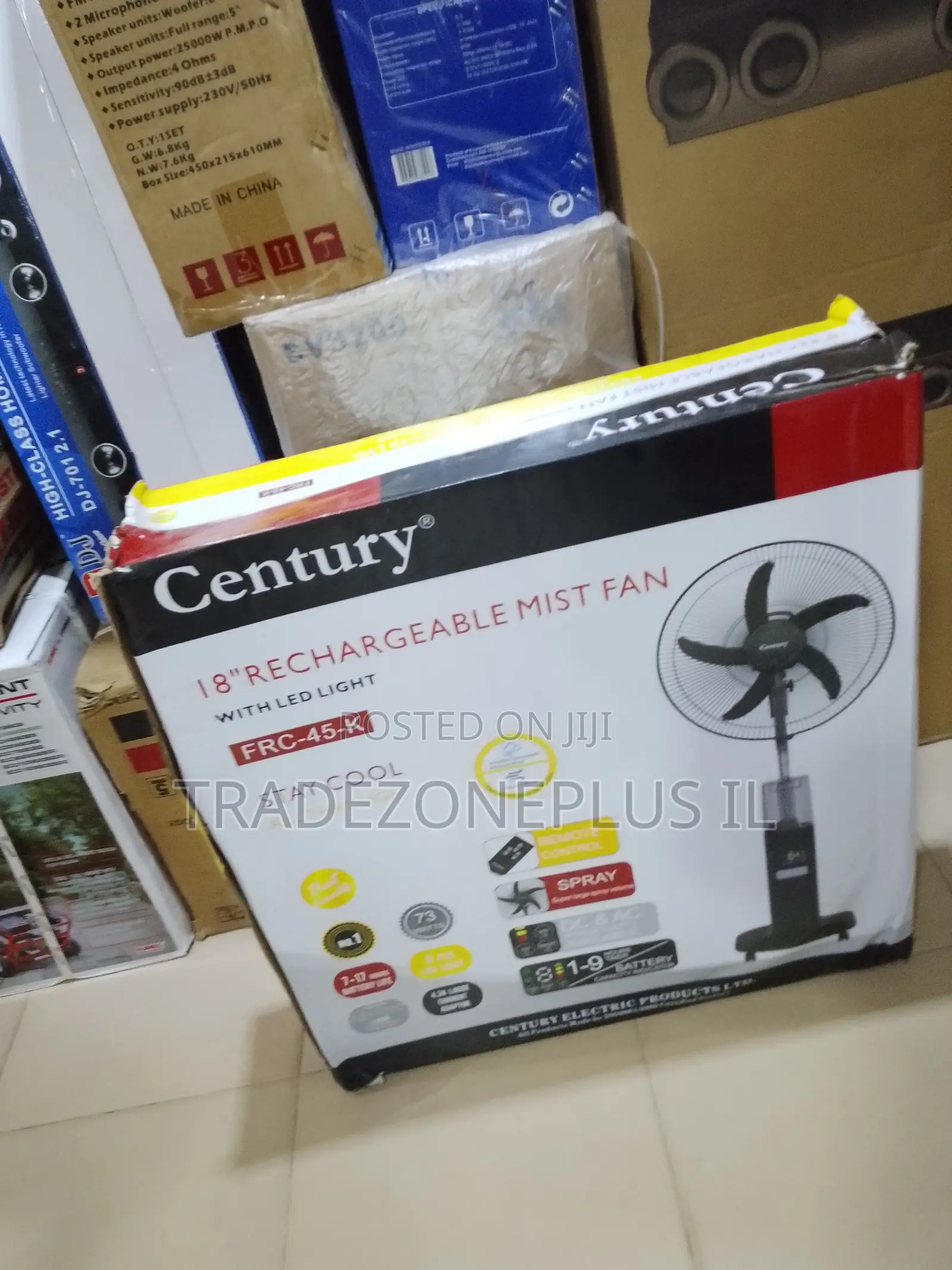 18inch Century Compact Rechargeable Fan With Mist Function