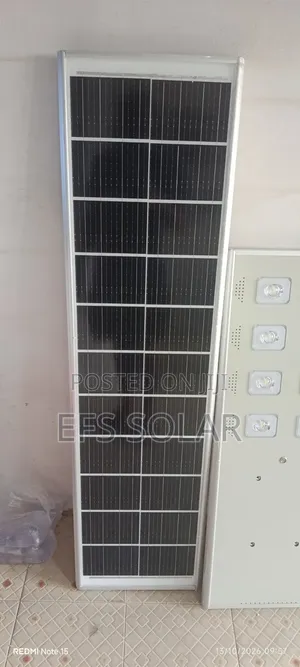 100W Wakatek Solar Street Light – Powerful Outdoor Lighting