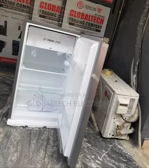 Hisense Single Door Refrigerator 90L (093DR)
