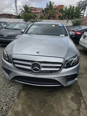 Mercedes-Benz E300 4Matic AWD Sedan (2.0L 4cyl 9A) 2017 Silver