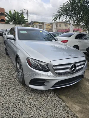 Mercedes-Benz E300 4Matic AWD Sedan (2.0L 4cyl 9A) 2017 Silver