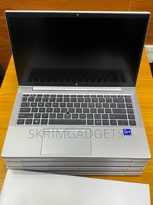 Laptop HP EliteBook 840 G8 8GB Intel Core i7 SSD 256GB